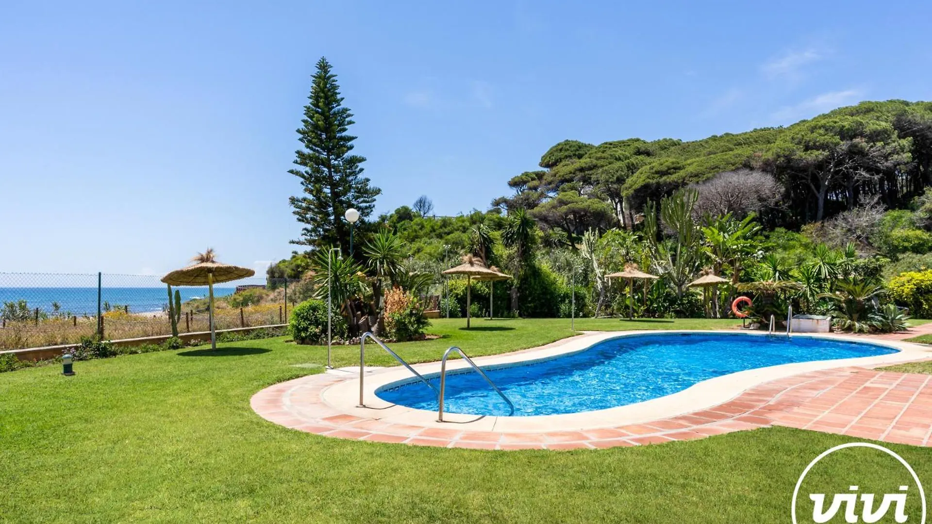 Mirazul - Beachfront Apartment In Calahonda Mijas