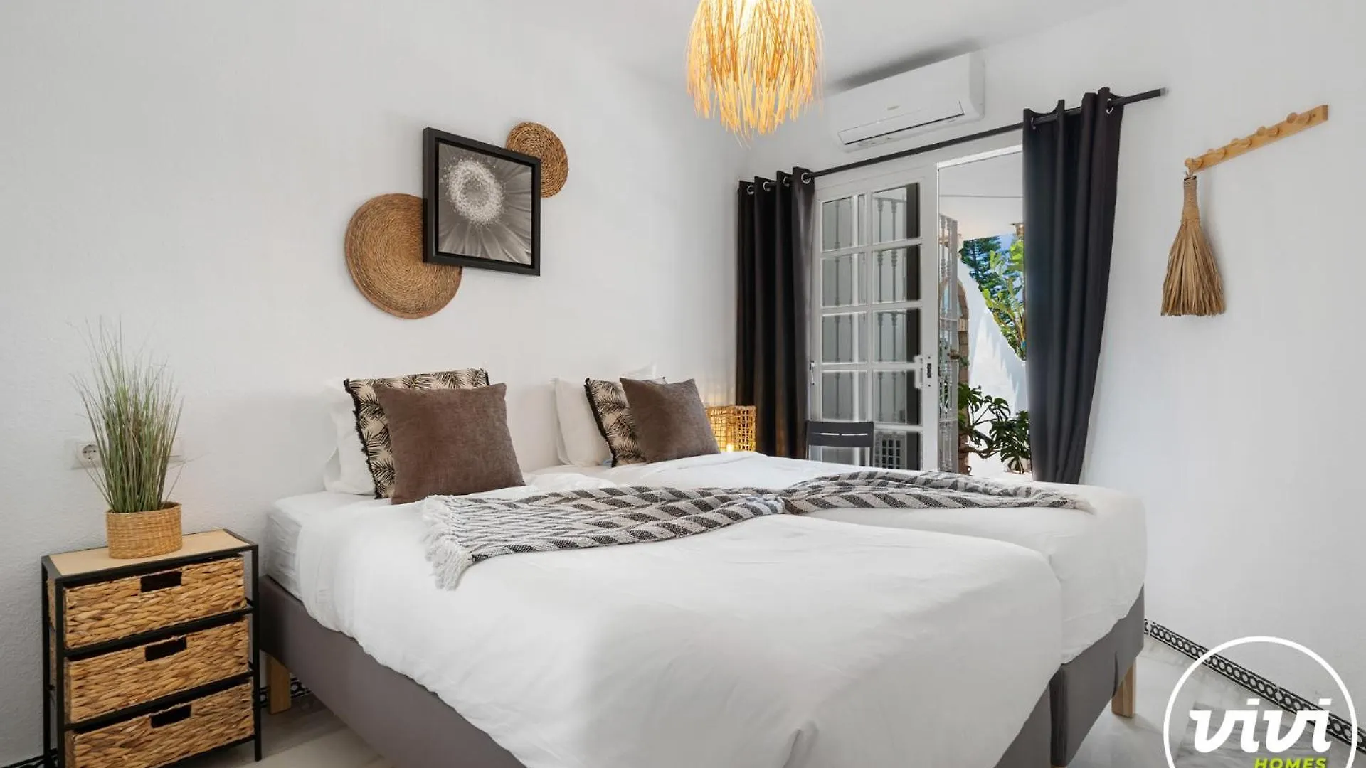 Mirazul - Beachfront Apartment In Calahonda Mijas