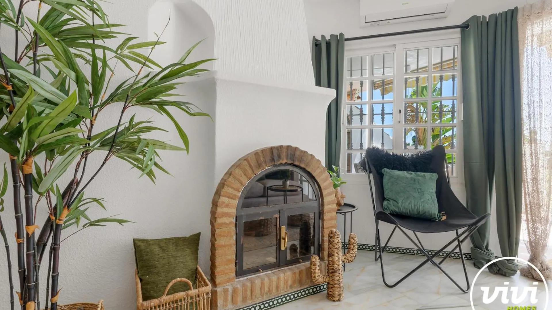 Mirazul - Beachfront Apartment In Calahonda Mijas